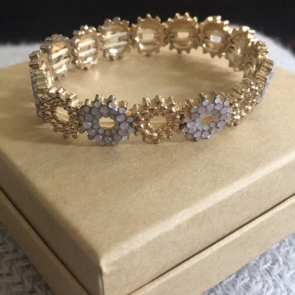 Francesca’s stretchy bracelet